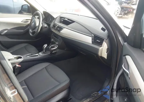 2015 BMW X1 Sdrive28I z USA, uszkodzony, nr VIN WBAVM1C53FV318159